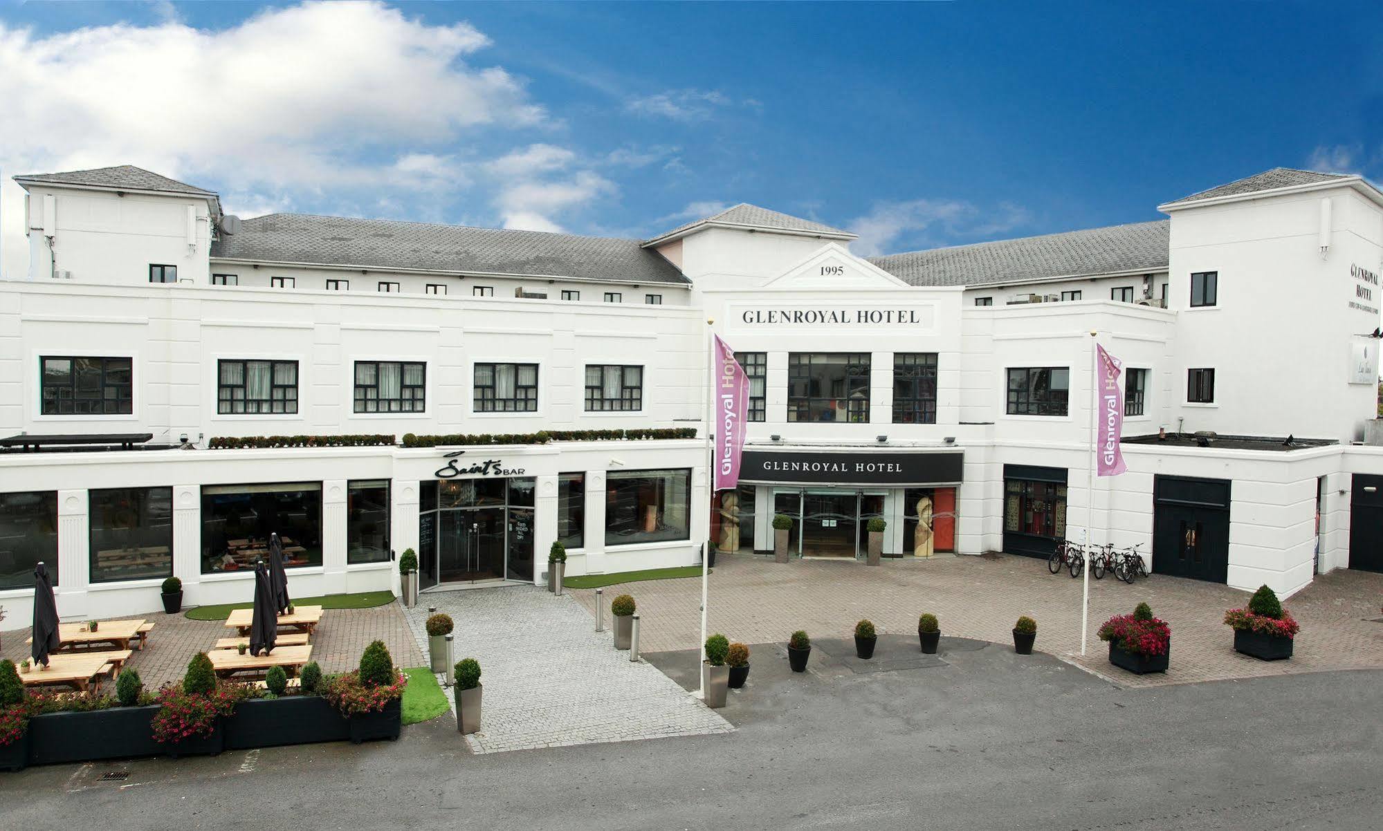 Glenroyal Hotel Maynooth Exteriör bild